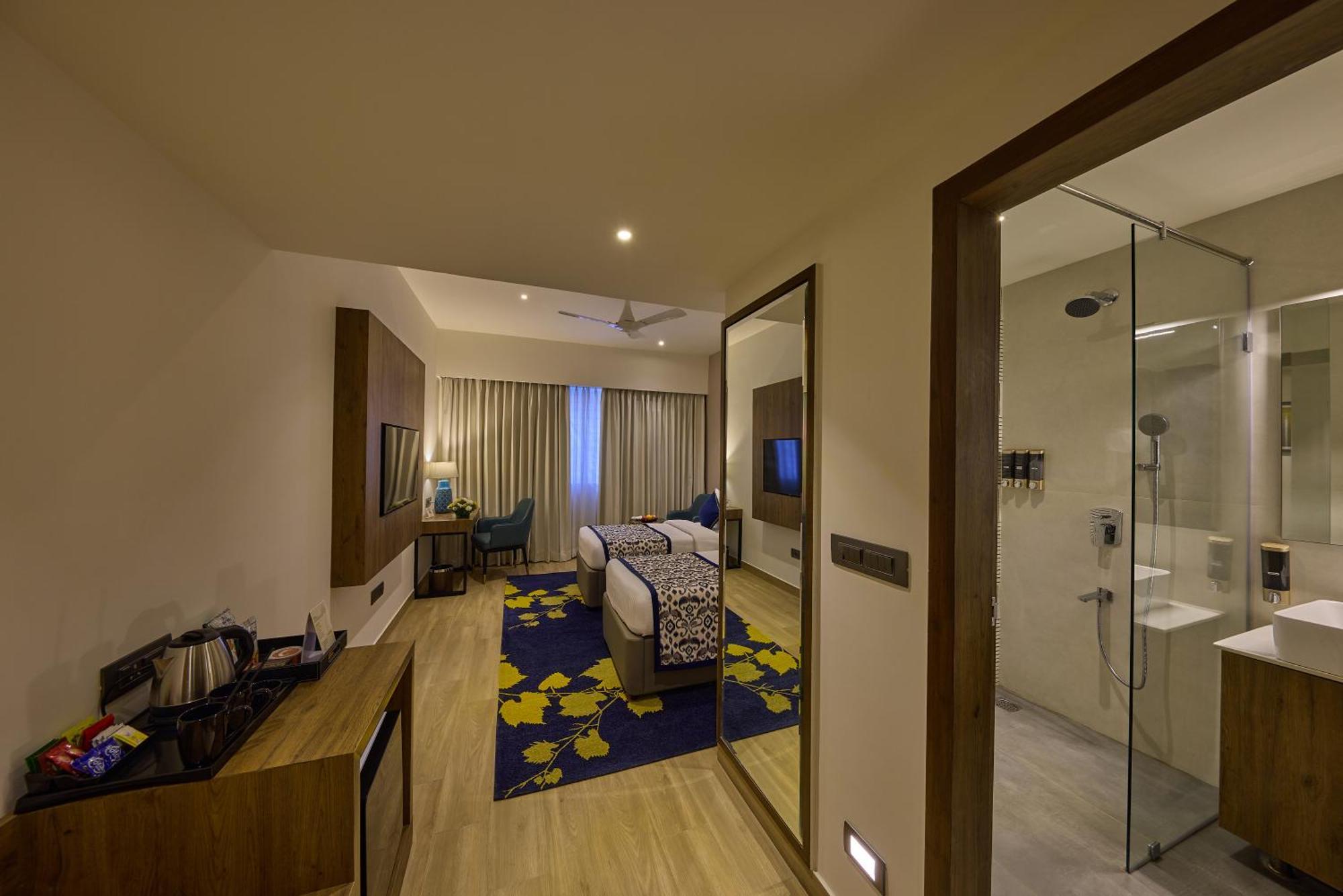 Grand Continent Hebbal A Sarovar Portico Affiliate Hotel Bangalore Eksteriør bilde