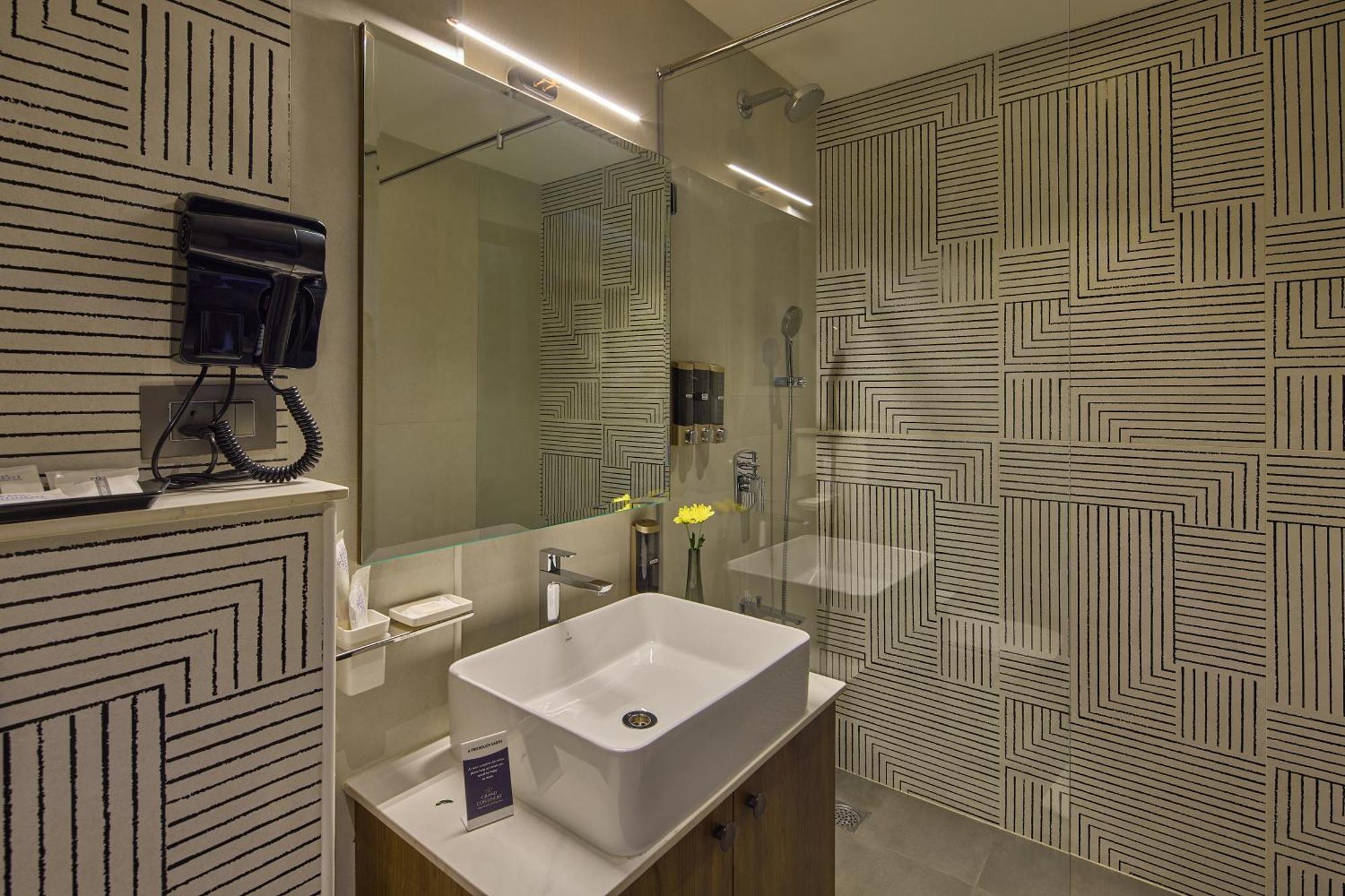 Grand Continent Hebbal A Sarovar Portico Affiliate Hotel Bangalore Eksteriør bilde