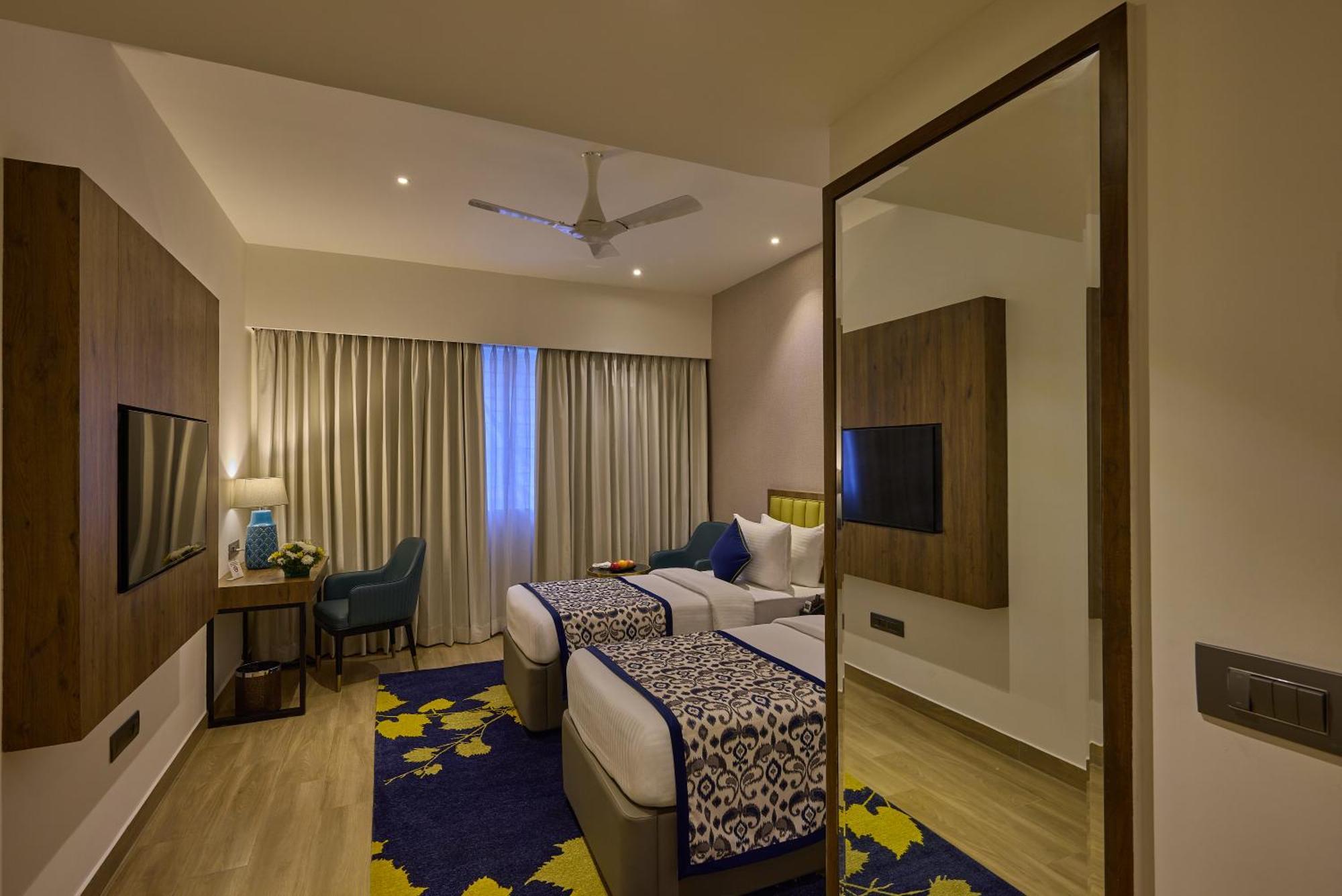 Grand Continent Hebbal A Sarovar Portico Affiliate Hotel Bangalore Eksteriør bilde