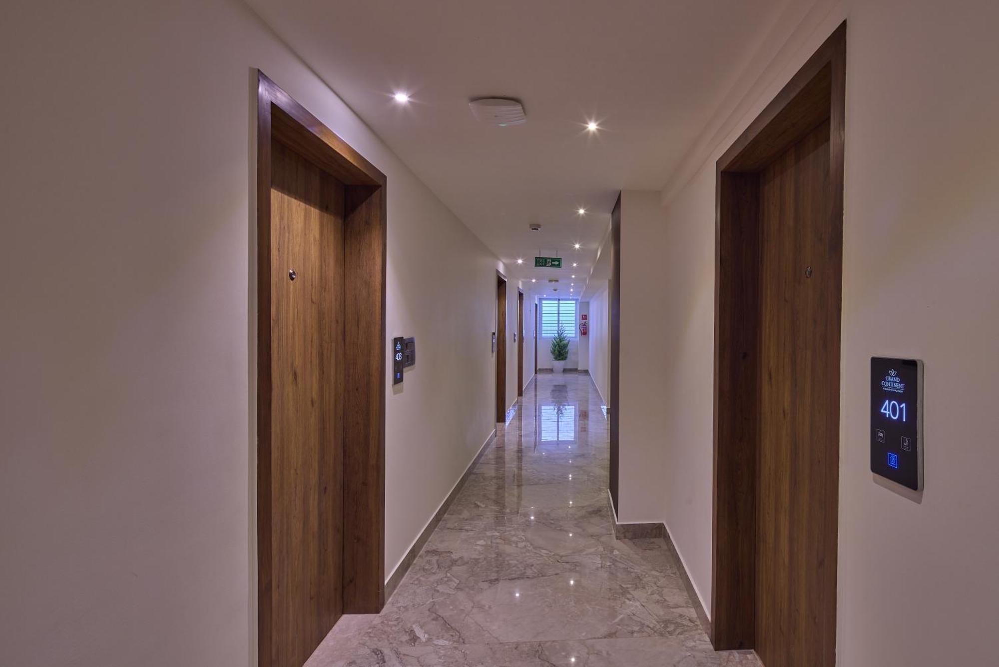 Grand Continent Hebbal A Sarovar Portico Affiliate Hotel Bangalore Eksteriør bilde