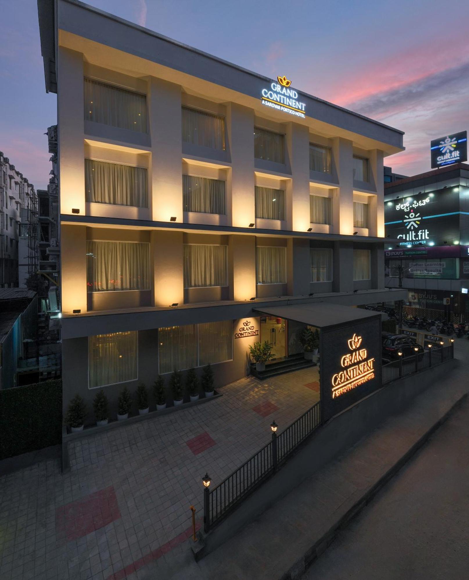 Grand Continent Hebbal A Sarovar Portico Affiliate Hotel Bangalore Eksteriør bilde